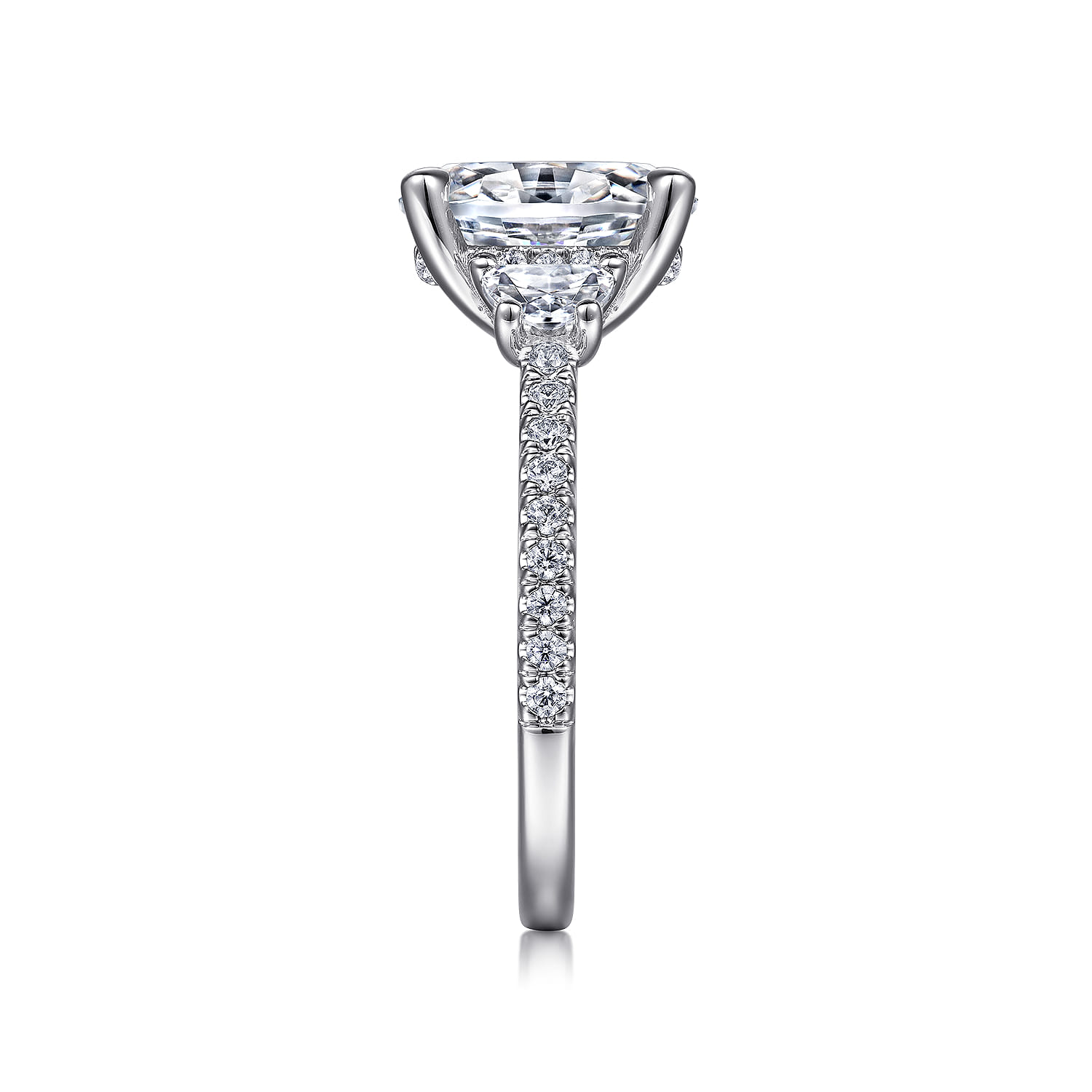 Wilda - 18K White Gold Oval Three Stone Diamond Engagement Ring - 0.73 ct - Shot 5