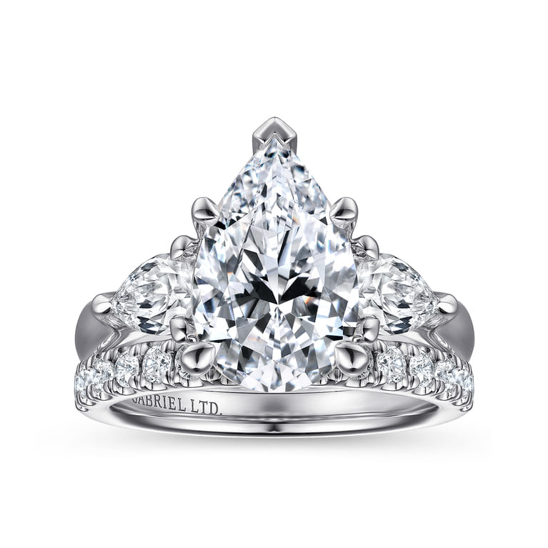 Anabelle - 18K White Gold Pear Shape Three Stone Diamond Engagement Ring - 0.72 ct - Shot 4