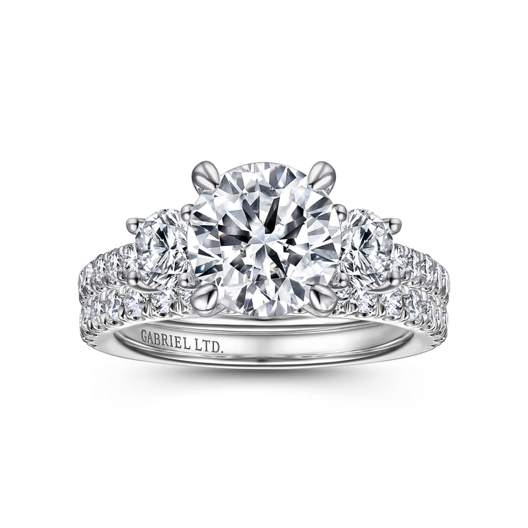 Finian - 18K White Gold Round 3 Stone Diamond Engagement Ring - 1.08 ct - Shot 4