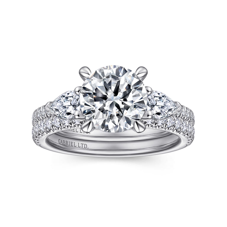Holloway - 18K White Gold Round 3 Stone Diamond Engagement Ring - 0.97 ct - Shot 4