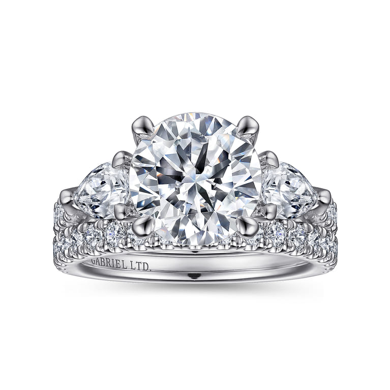 Elianna - 18K White Gold Round Three Stone Diamond Engagement Ring - 0.93 ct - Shot 4