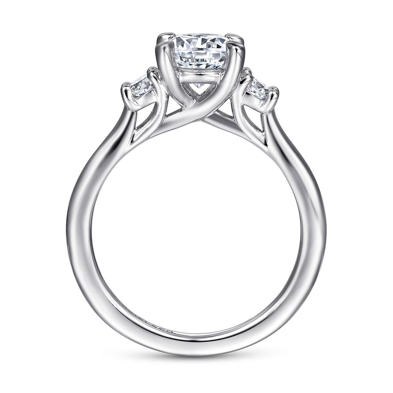 Sanaa - Platinum Round 3 Stone Diamond Engagement Ring - 0.3 ct - Shot 2