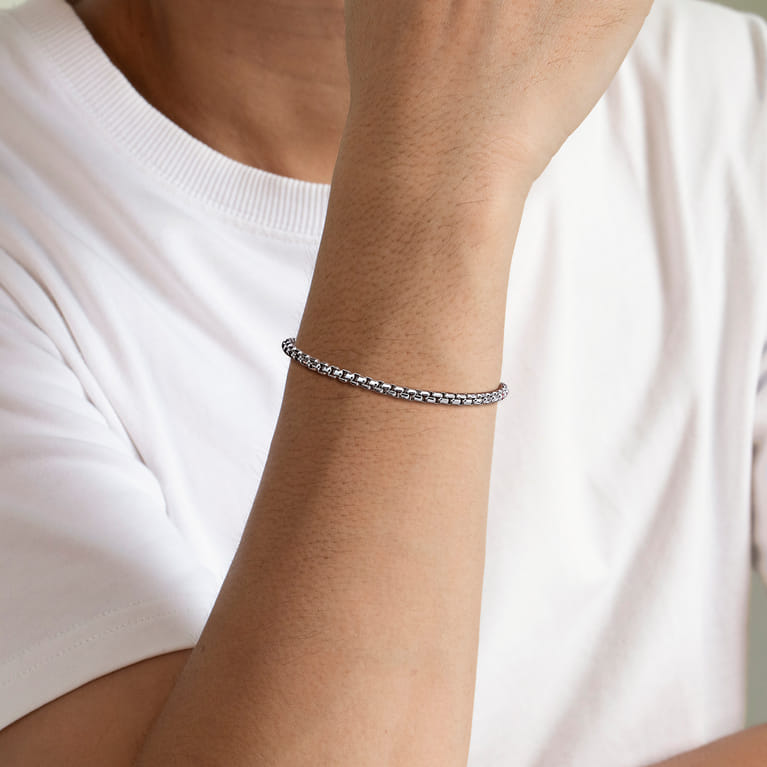 4mm 925 Sterling Silver Men's Solid Round Box Chain Bracelet - Shot 3
