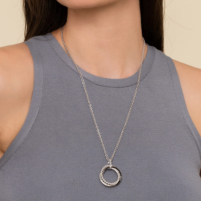 925 Sterling Silver Black Spinel Bujukan Link Pendant Necklace - Shot 3