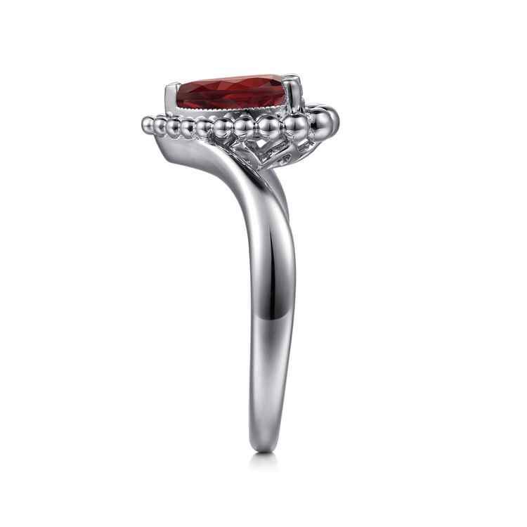 925 Sterling Silver Bujukan Garnet Chevron Ring