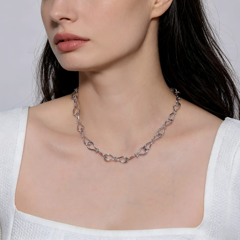 925 Sterling Silver Bujukan Stirrup Link Chain Necklace - Shot 3