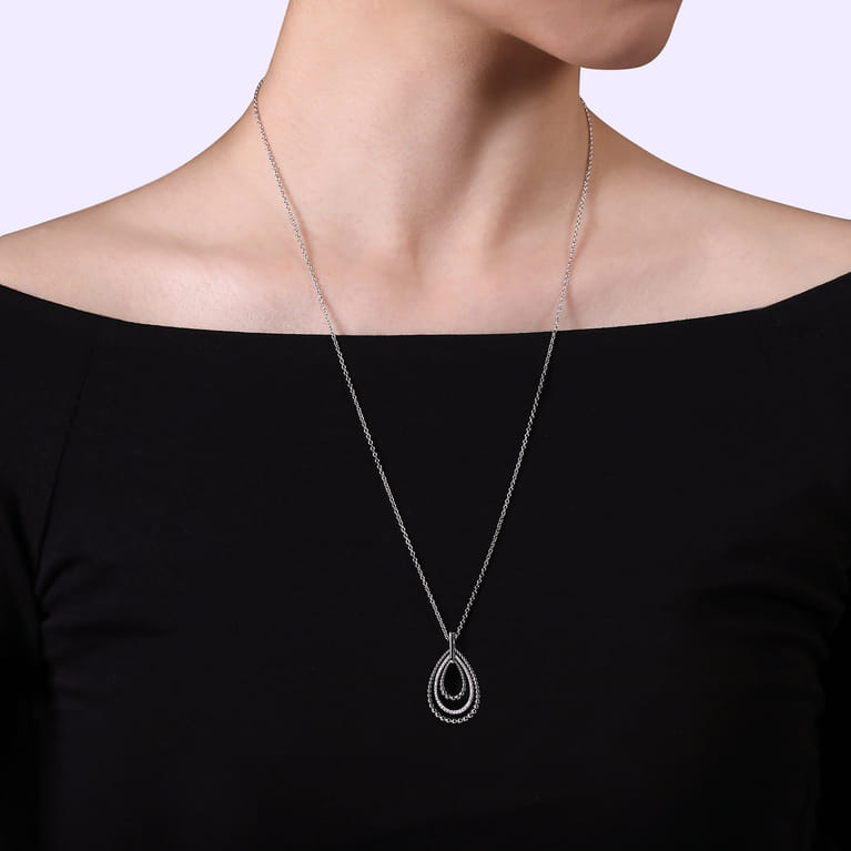 925 Sterling Silver Bujukan White Sapphire Triple Teardrop Circle Pendant Necklace - Shot 3