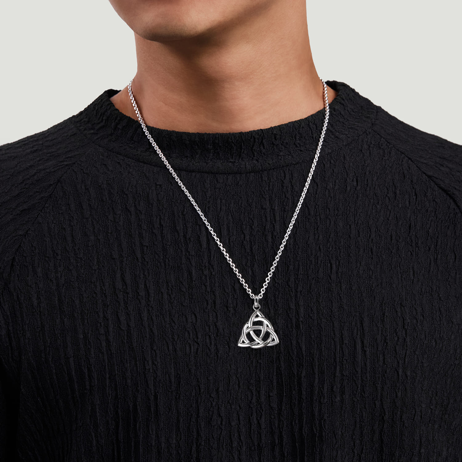 925 Sterling Silver Celtic Knot Pendant - Shot 4