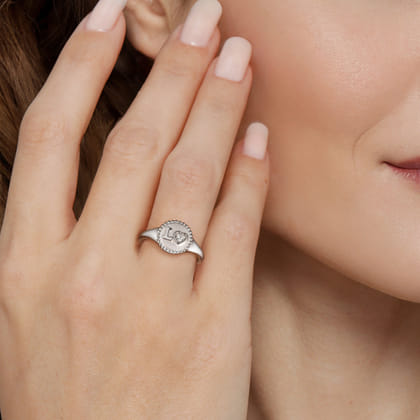 925 Sterling Silver Diamond Bujukan LOVE Medallion Ladies Ring