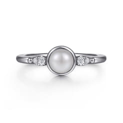 925 Sterling Silver Diamond Bujukan Pearl Ladies Ring