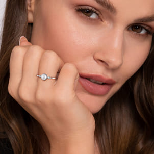 925 Sterling Silver Diamond Bujukan Pearl Ladies Ring