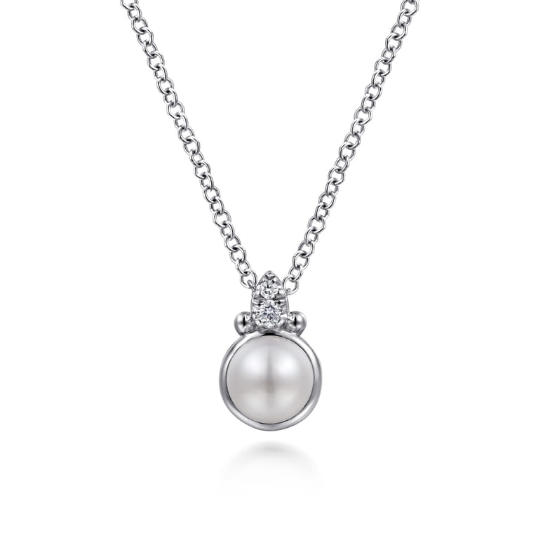 925 Sterling Silver Diamond Bujukan Pearl Pendant Necklace - 0.02 ct - Shot 1