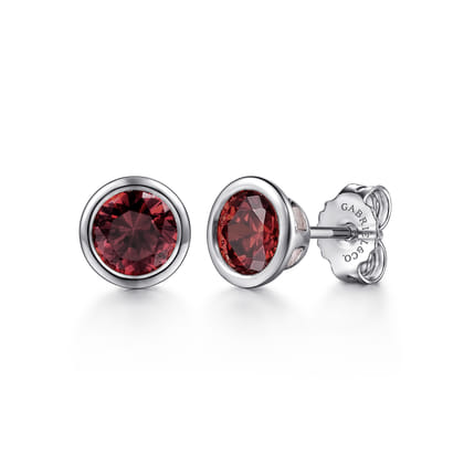 925 Sterling Silver Garnet Stud Earrings