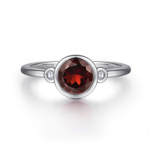 925 Sterling Silver Garnet and Diamond Ring