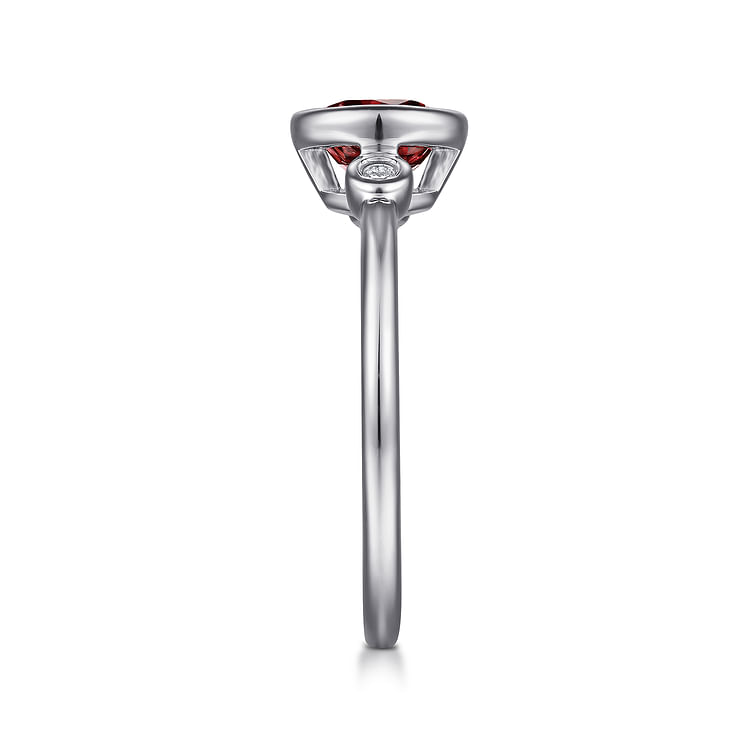 925 Sterling Silver Garnet and Diamond Ring
