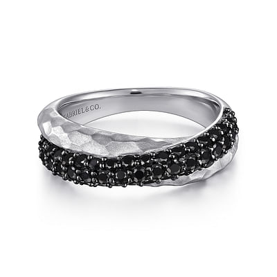 925 Sterling Silver Hammered Black Spinel Criss Cross Ring