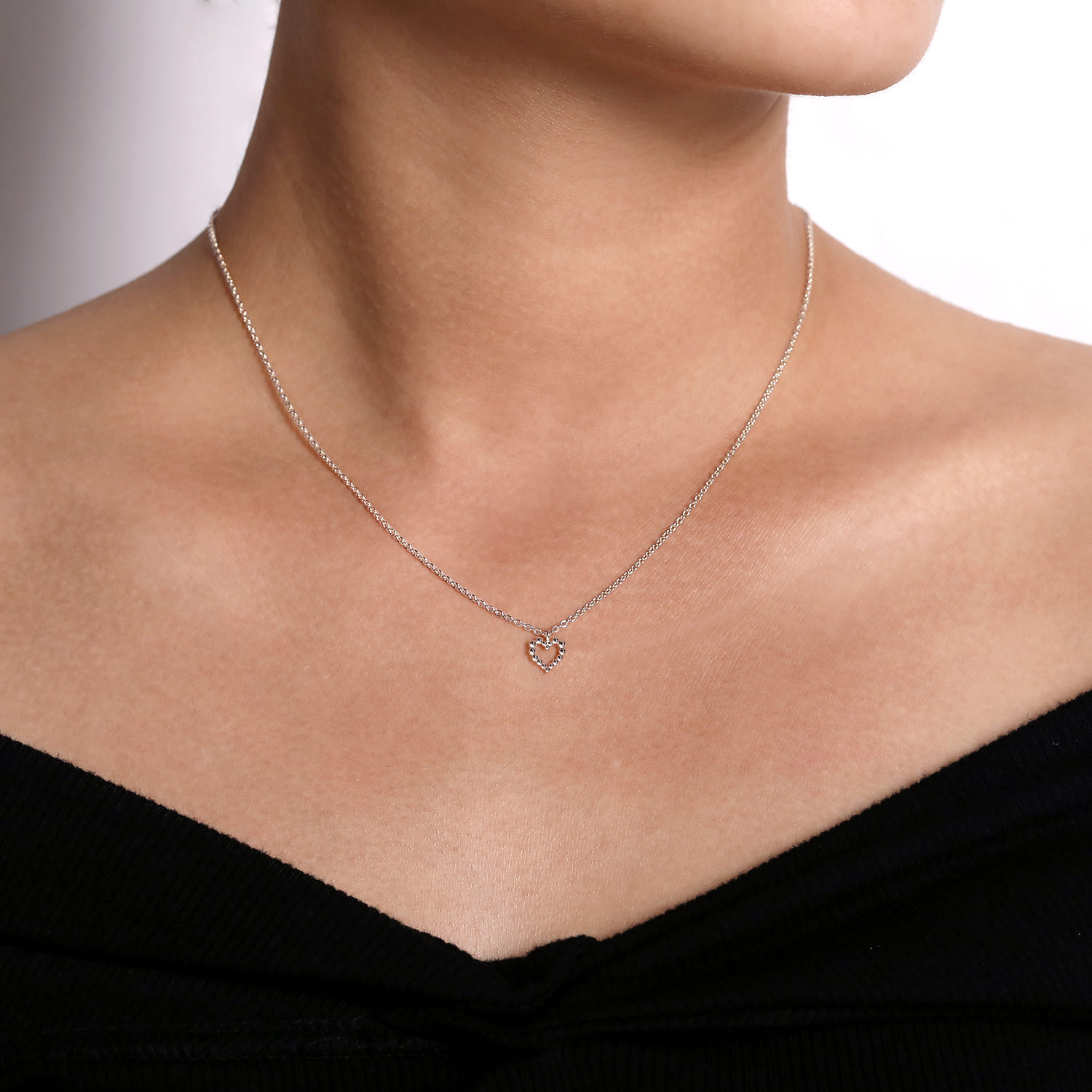 925 Sterling Silver Heart Beaded Necklace - Shot 3