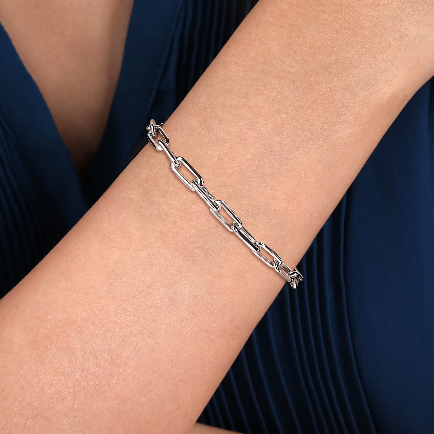 925 Sterling Silver Men's Hollow Link Paperclip Chain Bracelet - Shot 3