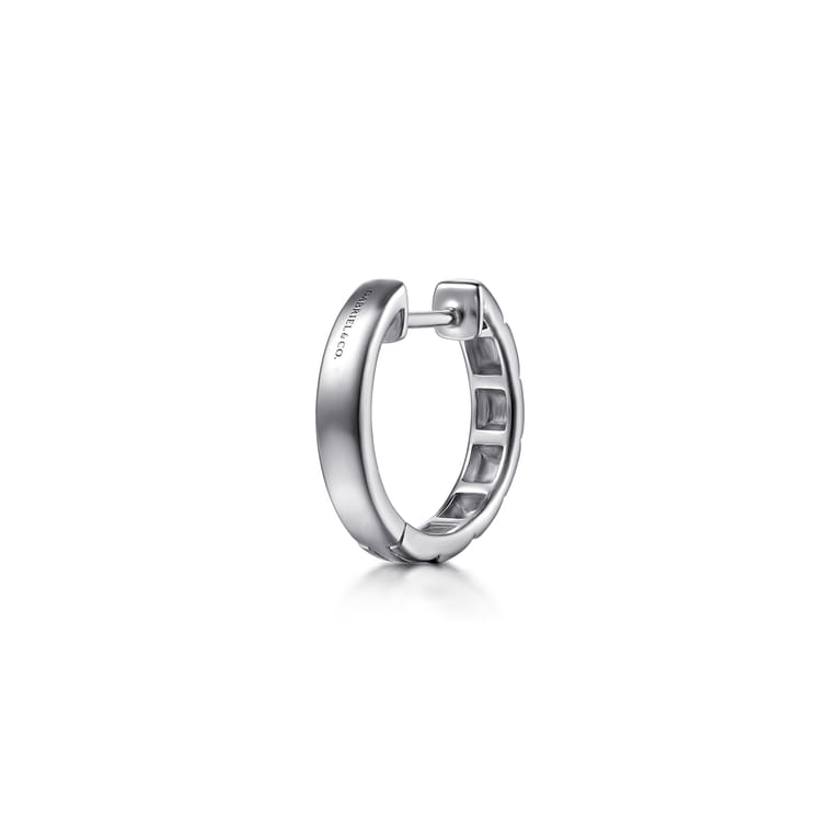 925 Sterling Silver Mens Gabriel Pyramaid Single Huggie Earring - Shot 2