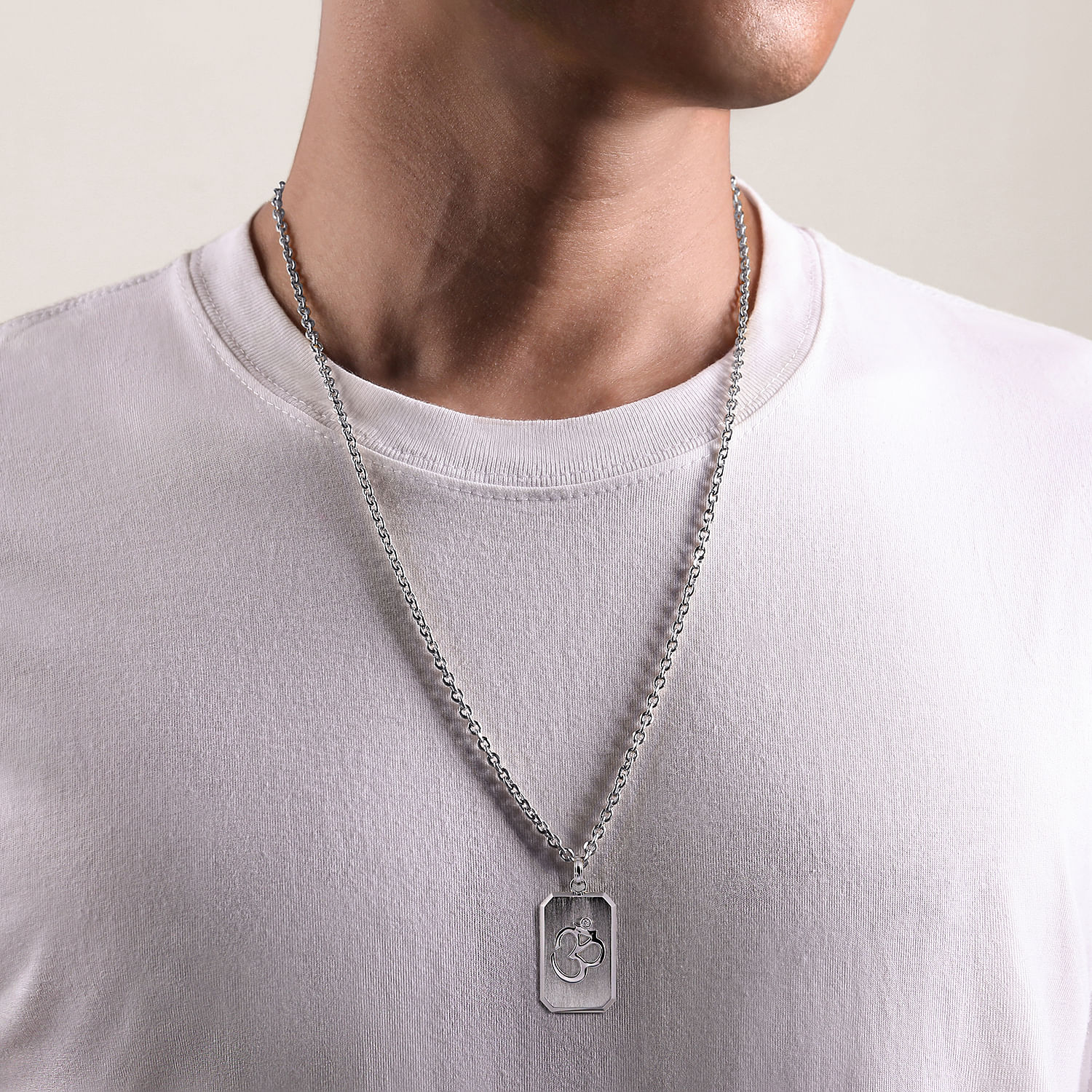 925 Sterling Silver Om Symbol Dog Tag Pendant - 0.03 ct - Shot 4