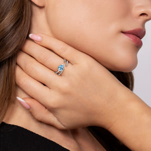 925 Sterling Silver Pear Blue Topaz Bujukan Open Ring