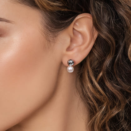 925 Sterling Silver Pearl Stud Earrings