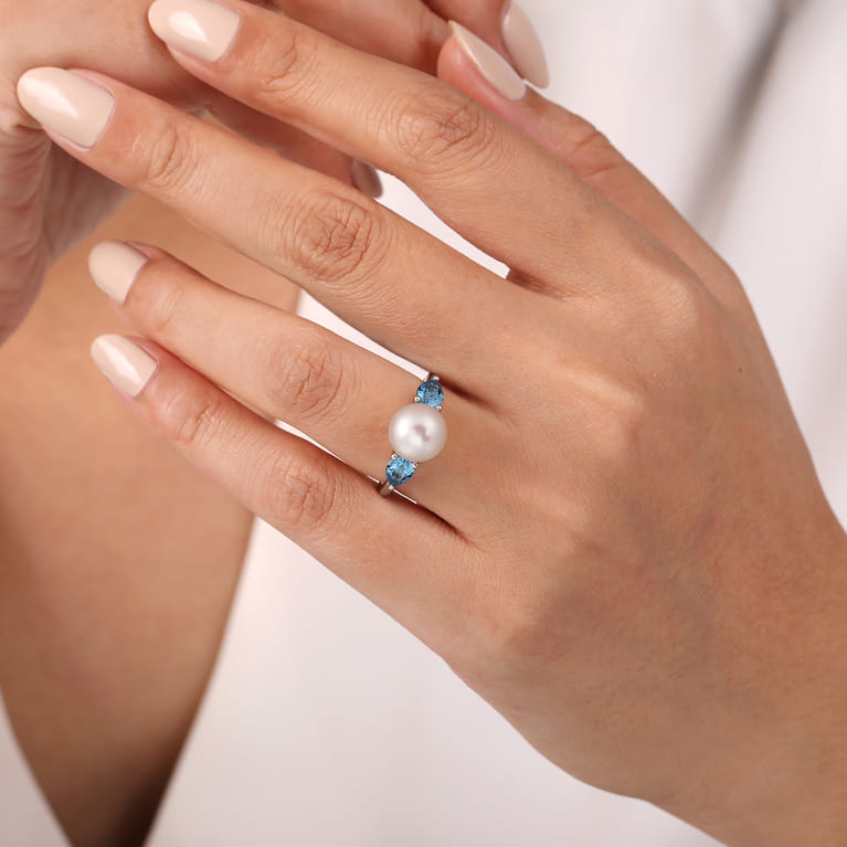 925 Sterling Silver Pearl and Blue Topaz Ring - Shot 5