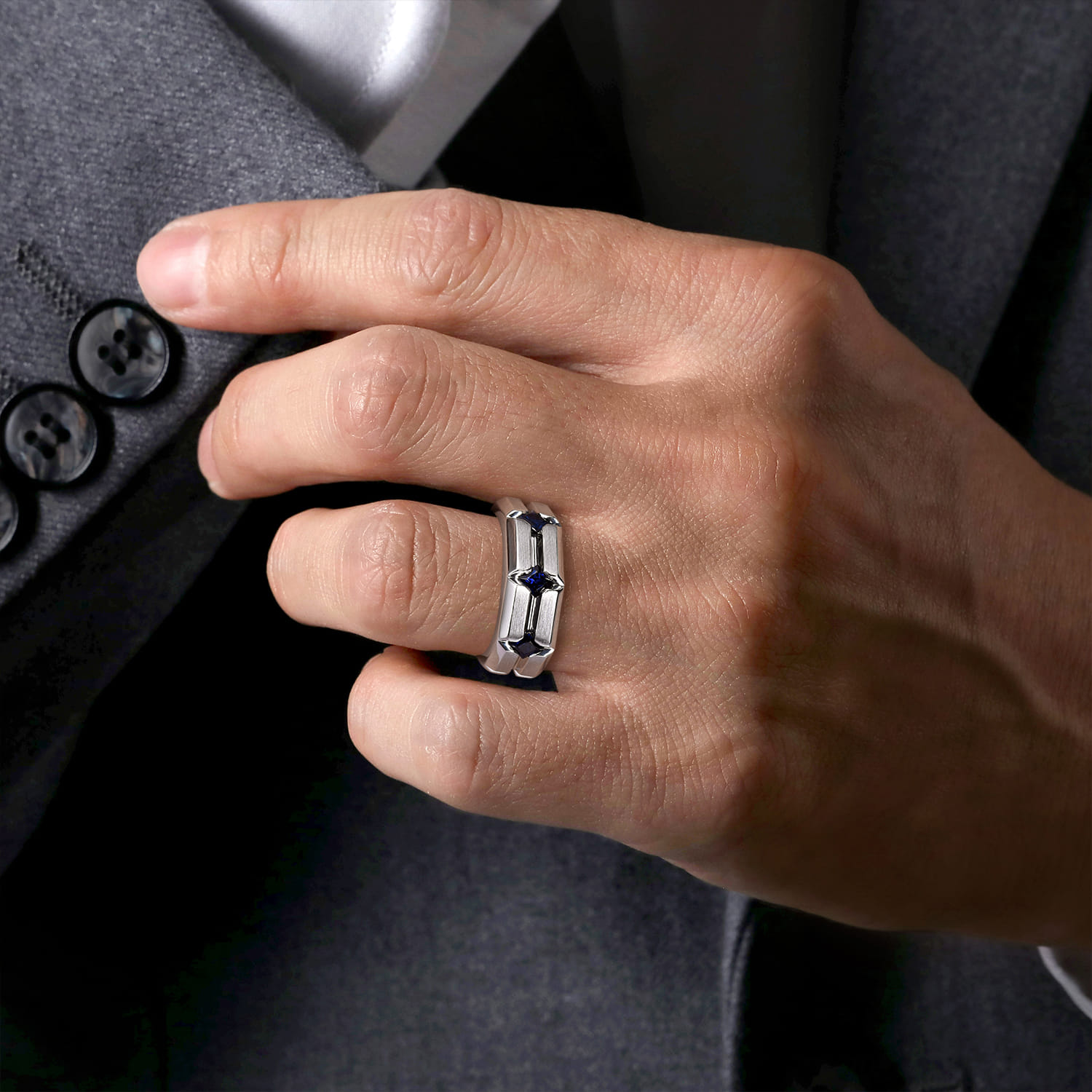 925 Sterling Silver Ring with Princess Cut Sapphire B quality Stations in Horizontal Brush Finish