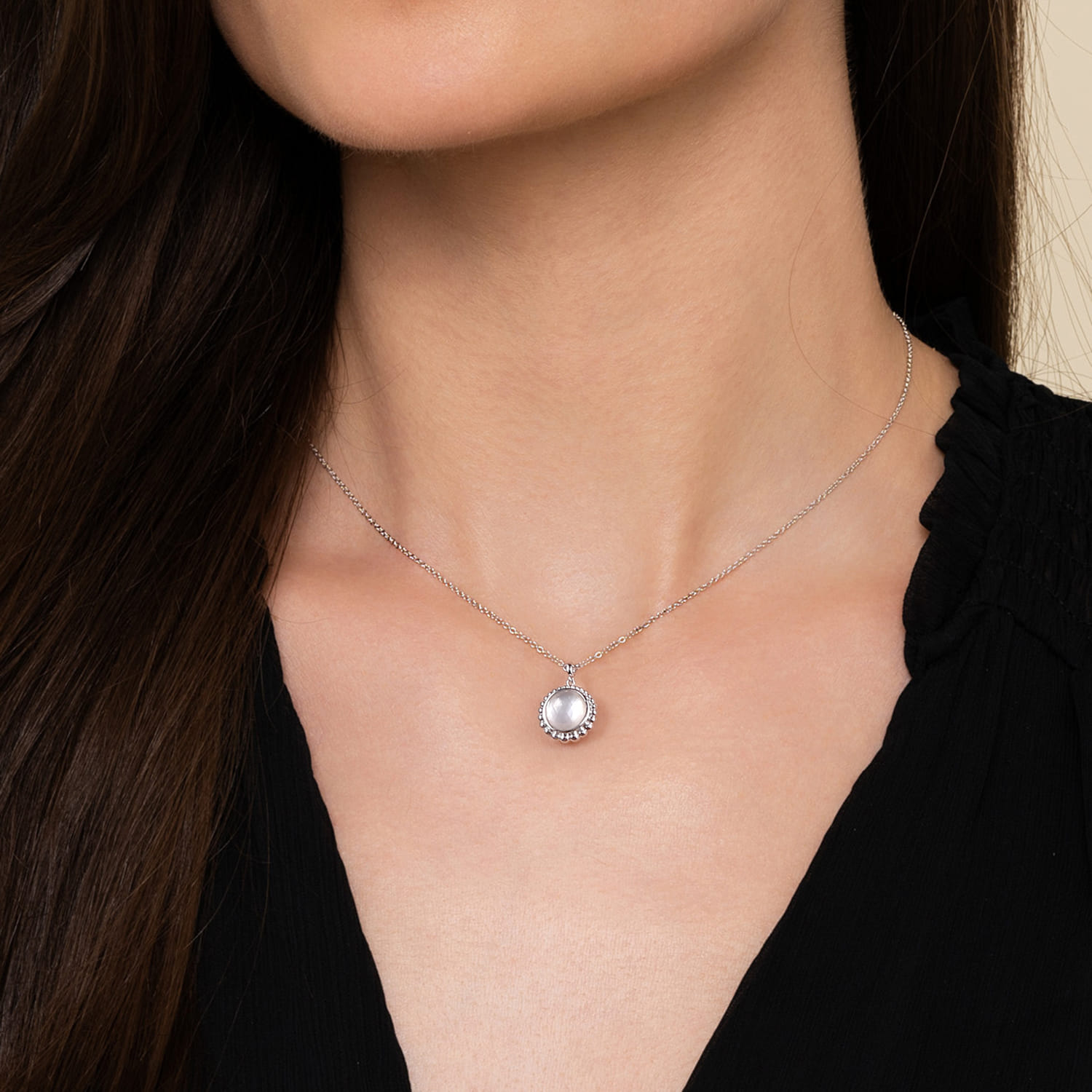 925 Sterling Silver Rock Crystal and White MOP Pendant Necklace - Shot 3