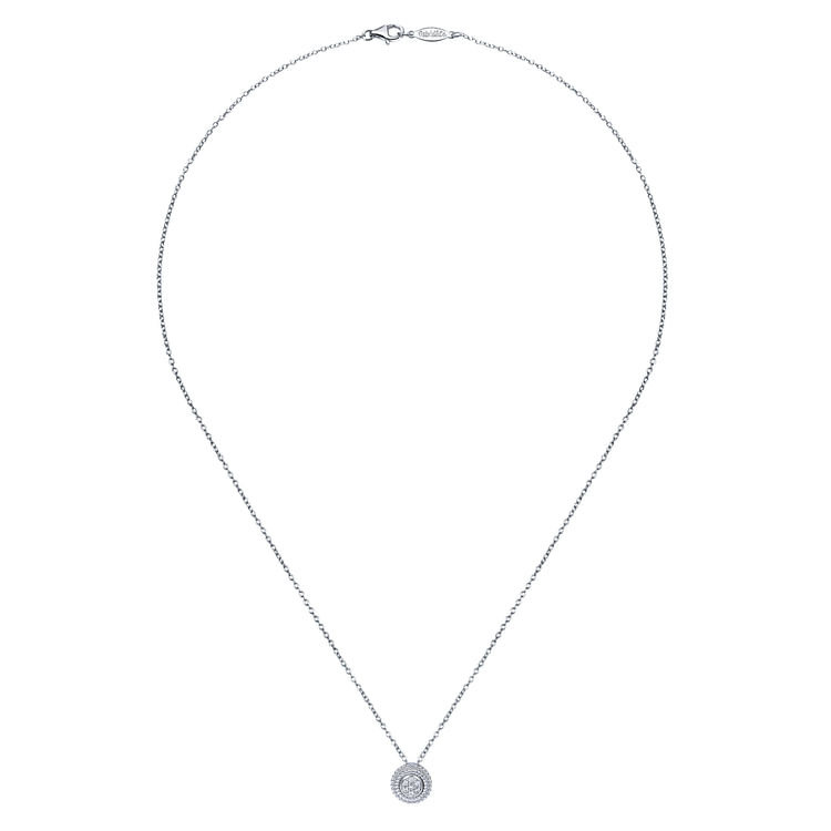 925 Sterling Silver Round Diamond Cluster Pendant Necklace