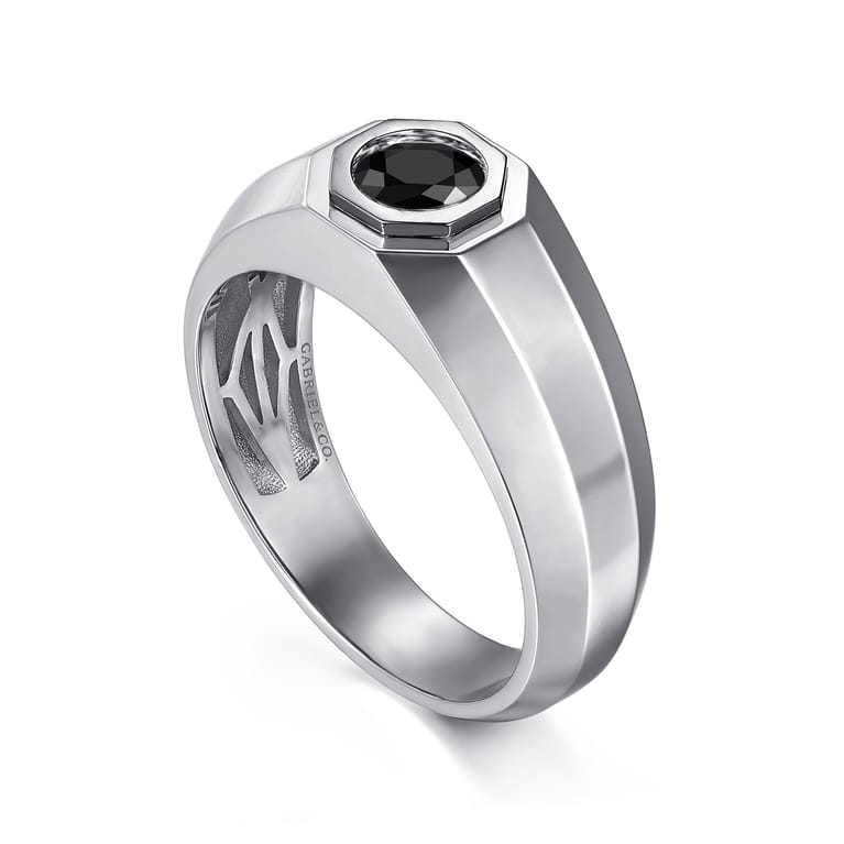 925 Sterling Silver Round Onyx Mens Engagement Ring in High Polish Finish - Shot 3