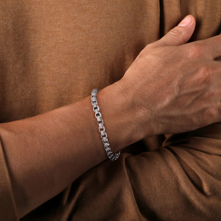 925 Sterling Silver Solid Chain Bracelet - Shot 4