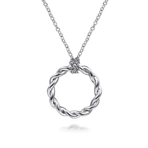 925 Sterling Silver Stronger Together Round Pendant Necklace