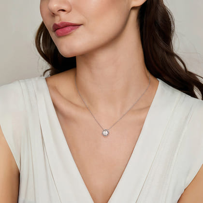 925 Sterling Silver Swirling Cultured Pearl Pendant Necklace