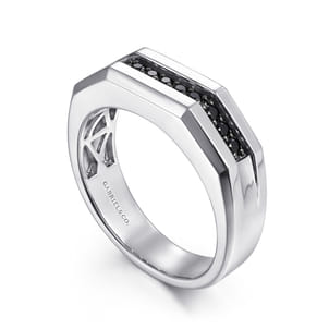 925 Sterling Silver and Black Spinel Men's Band