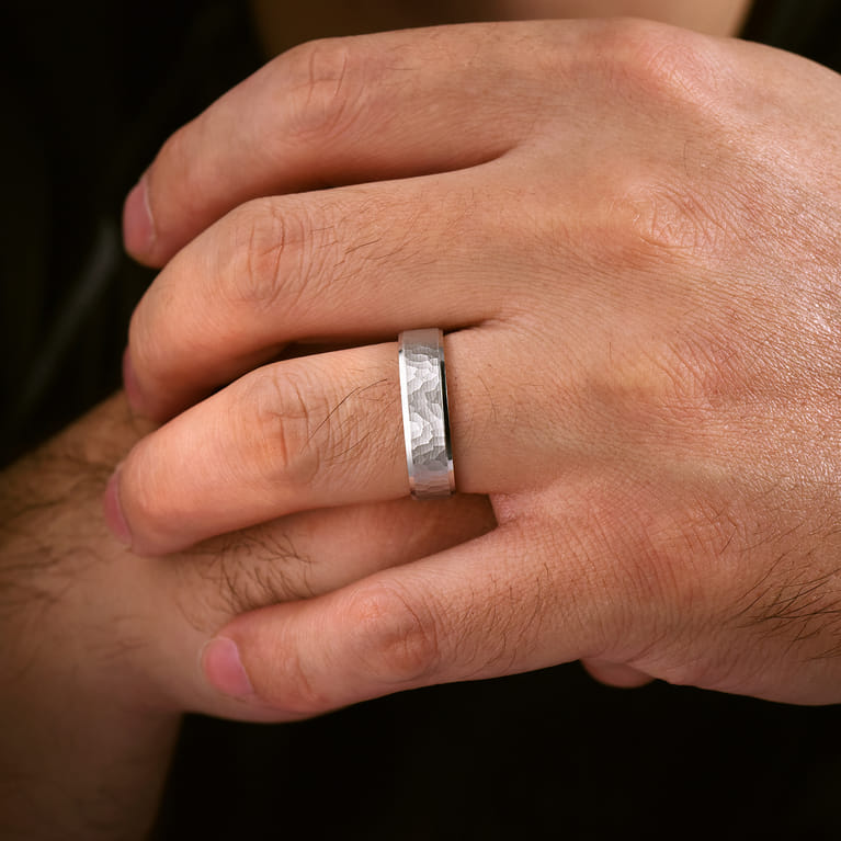Aiden - 14K White Gold 6mm - Men's Wedding Band in Hammered Finish - Shot 5