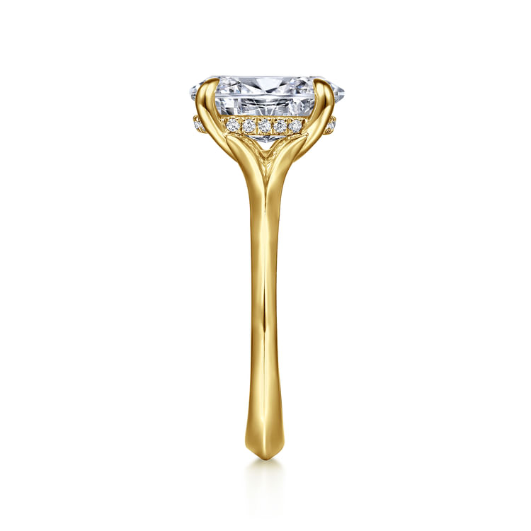 Alden - 14K Yellow Gold Split Shank Oval Diamond Engagement Ring