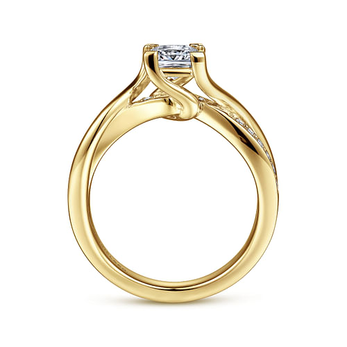 Aleesa - 14K Yellow Gold Princess Cut Twisted Diamond Engagement Ring - 0.11 ct - Shot 2