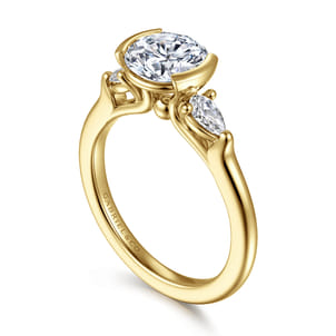 Alesandra - 14K Yellow Gold Half Bezel Round Three Stone Diamond Engagement Ring