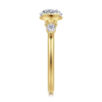 Alesandra - 14K Yellow Gold Half Bezel Round Three Stone Diamond Engagement Ring