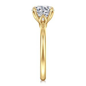 Ali - 14K Yellow Gold Round Diamond Engagement Ring