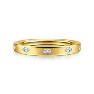 Amah - 14K Yellow Gold 5 Stone Flush Set Marquise Diamond Cigar Band
