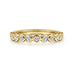 Amalfi - 14K Yellow Gold Diamond Anniversary Band