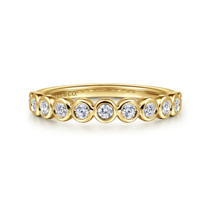 Amalfi - 14K Yellow Gold Diamond Anniversary Band