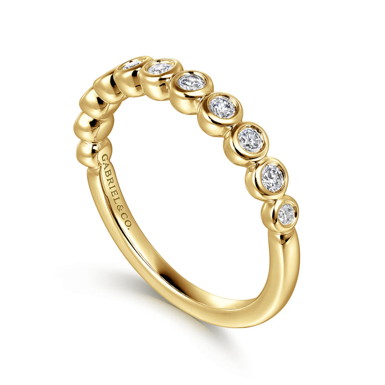Straight Wedding Ring in 14k Yellow Gold with Round Natural Diamond at Gabriel & Co. - Shot 3