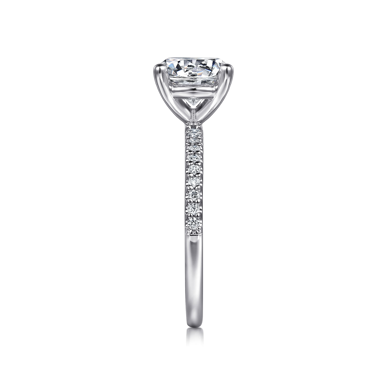 Amata - Platinum Round Diamond Engagement Ring