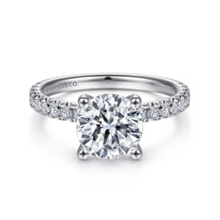 Platinum Round Diamond Engagement Ring
