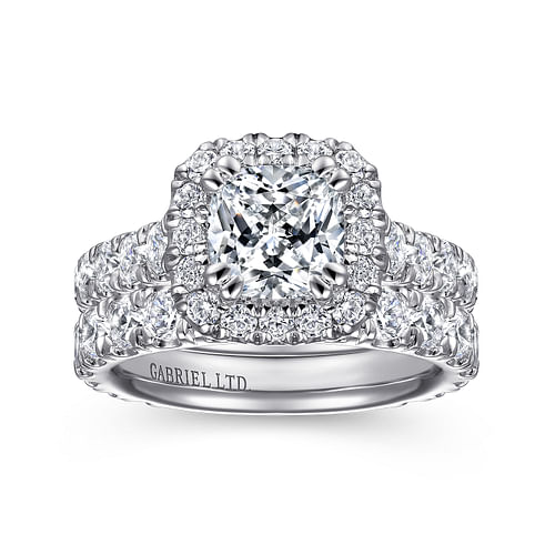 Amy - 18K White Gold Cushion Halo Diamond Engagement Ring - 2 ct - Shot 4