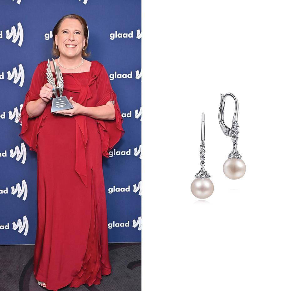 Amy Schneider wore Gabriel & Co. earrings