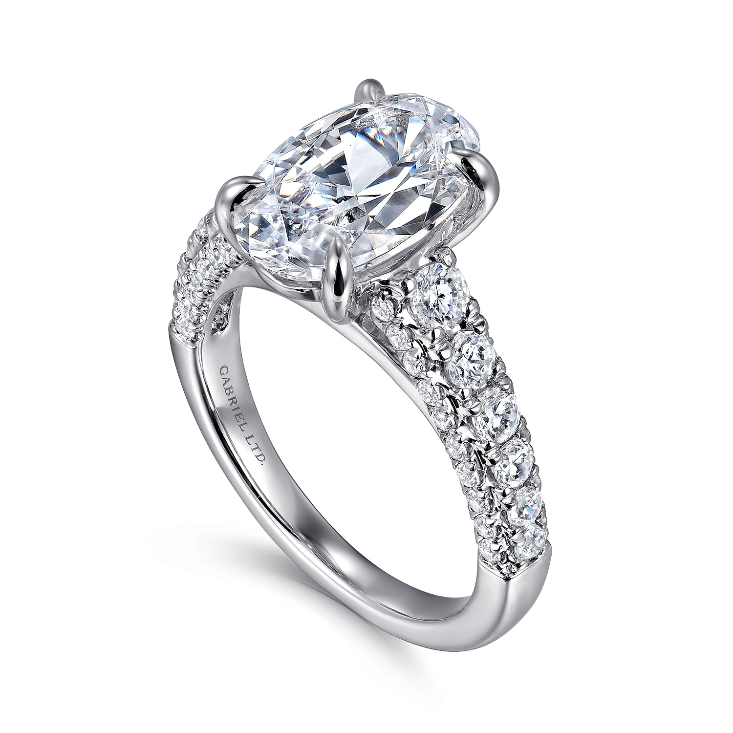 Andais - 18K White Gold Oval Cut Diamond Engagement Ring